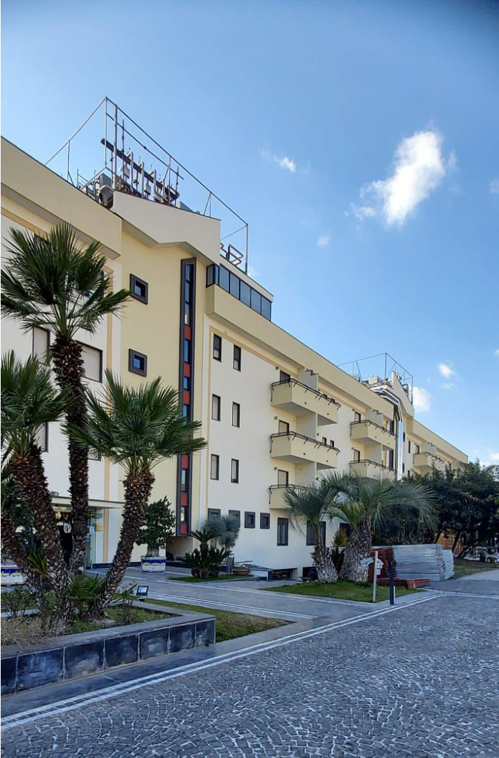 Foto cantiere Ristrutturazione Hotel Abalon Pompei Resort - Uni sushi
